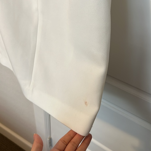 Rebecca Vallance
Bridal Phoebe Bow Minidress - Picture 13 of 16